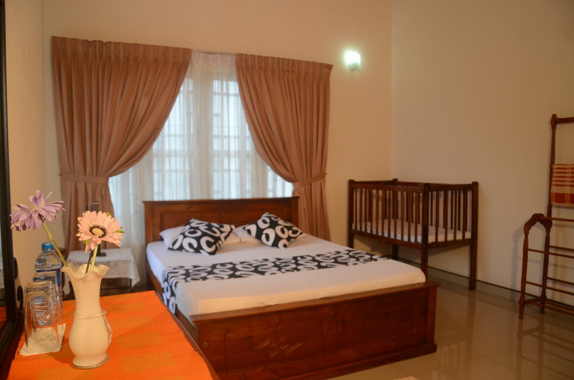 Hanthana Holiday Rooms Kandy Esterno foto